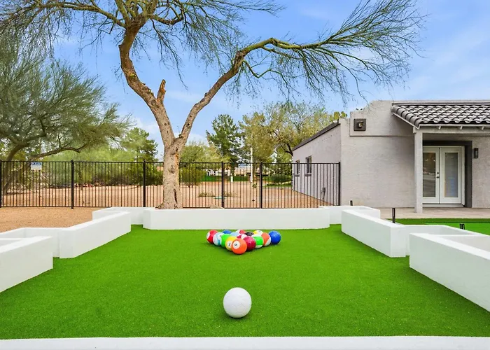 Fun-filled Oasis - Pool Pickleball Games Galore Holiday home Scottsdale