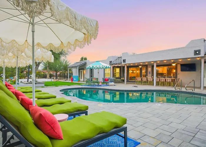 Holiday home Fun-filled Oasis - Pool Pickleball Games Galore Scottsdale