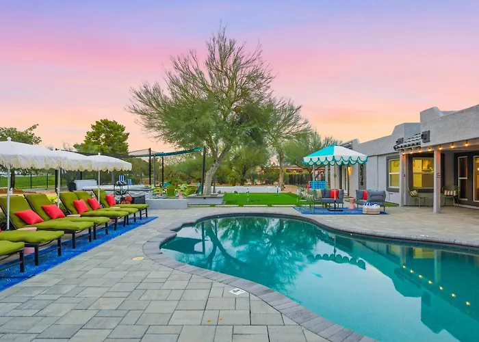 Holiday home Fun-filled Oasis - Pool Pickleball Games Galore Scottsdale