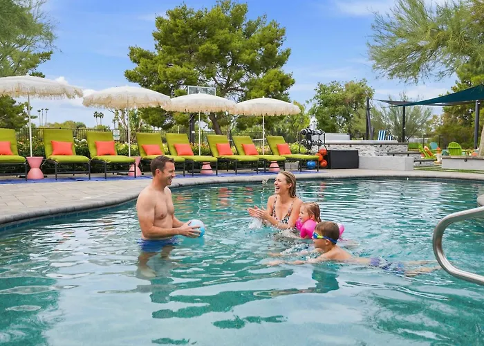 Fun-filled Oasis - Pool Pickleball Games Galore * Scottsdale