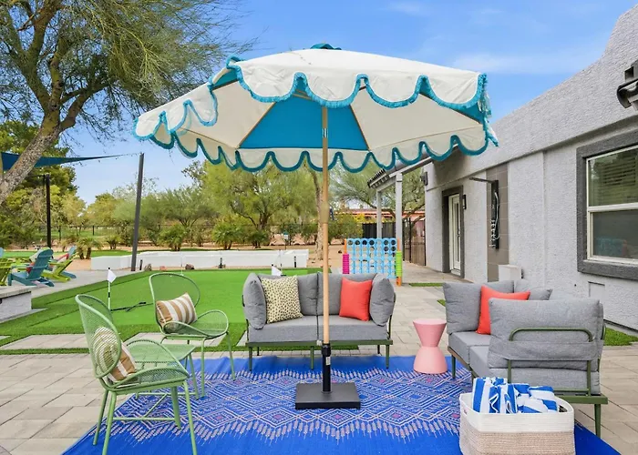 Fun-filled Oasis - Pool Pickleball Games Galore * Scottsdale