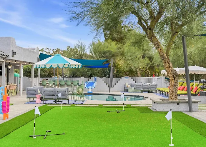 Fun-filled Oasis - Pool Pickleball Games Galore Holiday home Scottsdale